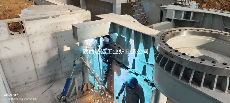 我公司自主研發(fā)的國(guó)內(nèi)首臺(tái)豎井預(yù)熱等離子直流電弧爐正式啟動(dòng)安裝！